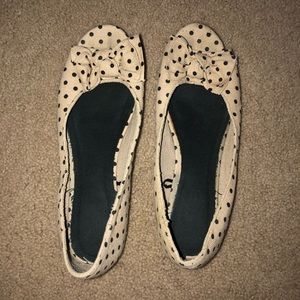Forever 21 beige& black polka dots peep toe flats